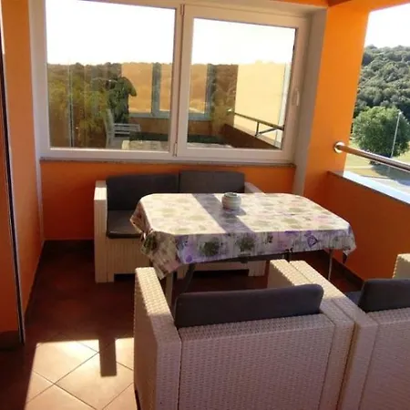 Veruda Apartament *